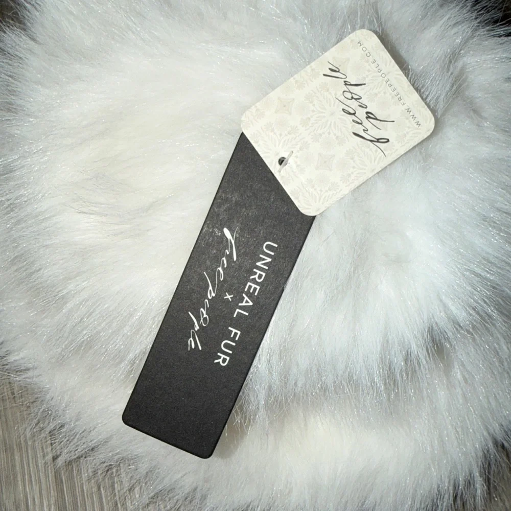 Free people X Unreal Fur ICE Queen Bucket hat